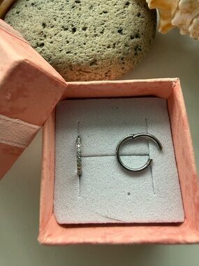 Implant Grade Titanium Easy Hinged White CZ Pave Clicker Hoop 16 gauge